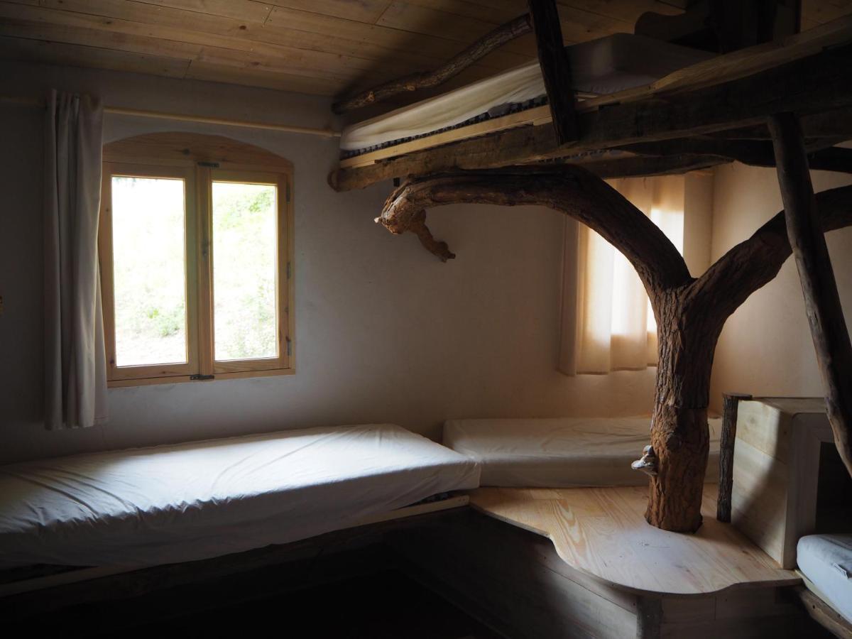 Gite Les Cabanes De Fallot Pour 15 Personnes - Piscine Naturelle L'isle-Bouzon 外观 照片