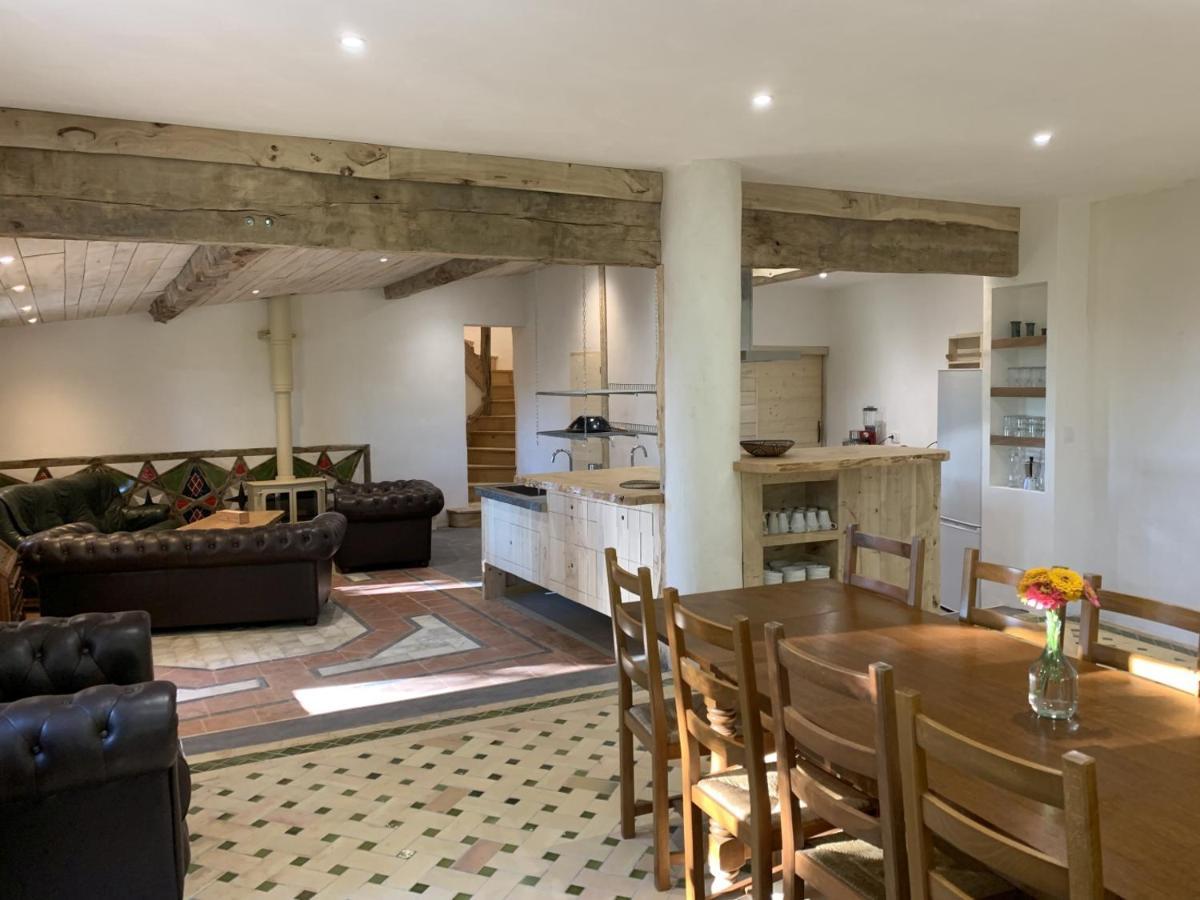 Gite Les Cabanes De Fallot Pour 15 Personnes - Piscine Naturelle L'isle-Bouzon 外观 照片